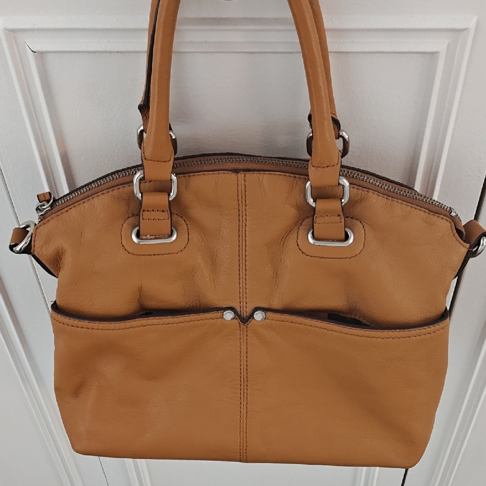 Tignanello Mustard Leather Bag.  Soft Leather. Inside Is Lined Beautiful Fabric.